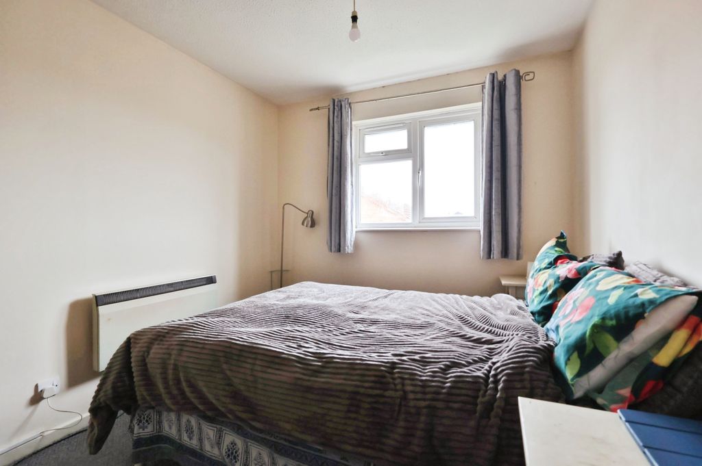 Additional image 17 of 1 bed flat for saleSanderling Close, Letchworth SG6