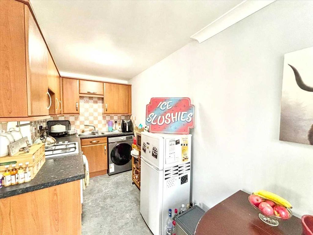 Additional image 7 of 2 bed flat for saleMillers Way, Kirkby In Ashfield NG17