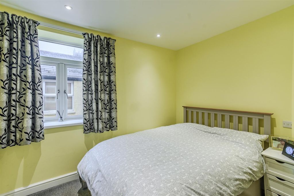 Additional image 14 of 5 bed end terrace house for saleWindsor Road, Barry CF62