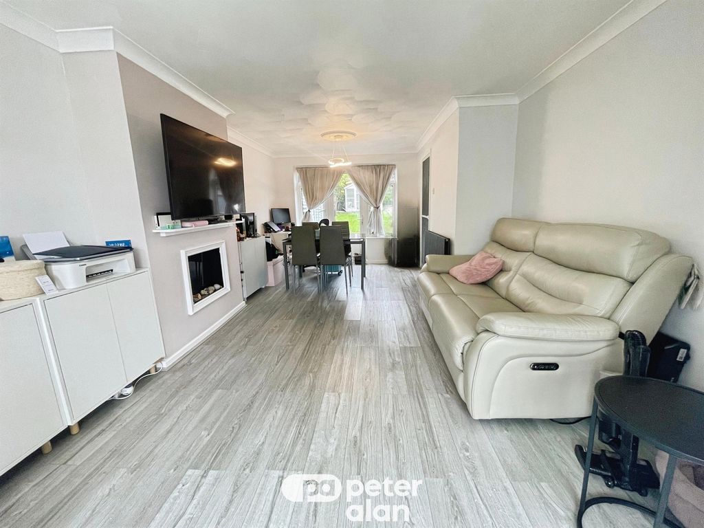 Additional image 4 of 3 bed semi-detached house for saleHuron Crescent, Cardiff CF23