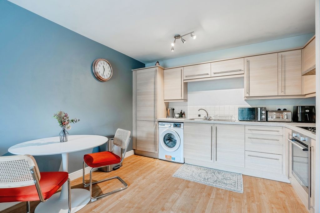 Additional image 9 of 2 bed flat for saleClough Gardens, Haslingden, Rossendale, Lancashire BB4