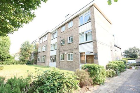 Hedgemoor Court, Highams Park E4