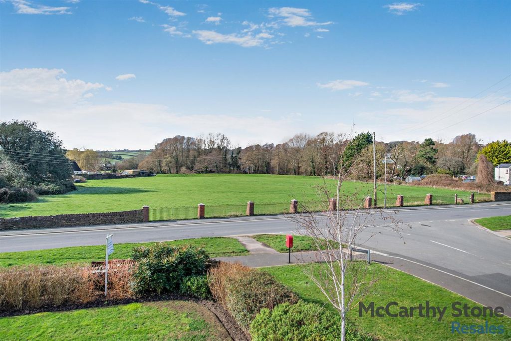 Additional image 13 of 2 bed flat for saleGordon Court, Flood Lane, Bridport DT6
