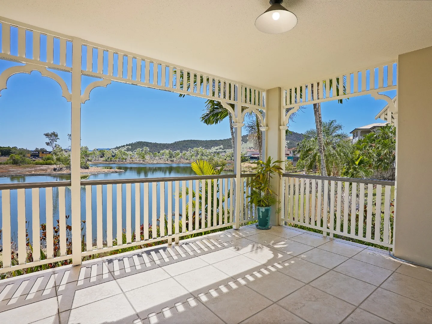 5/16-22 Martinez Avenue, West End QLD 4810