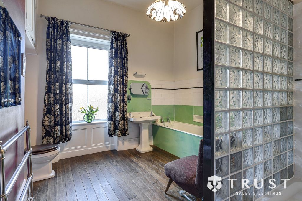 Additional image 28 of 4 bed terraced house for saleGrosvenor Road, Batley WF17