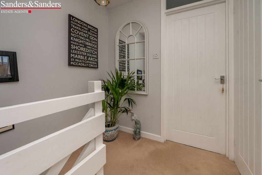 Additional image 9 of 2 bed terraced house for saleIcknield Row, Alcester B49
