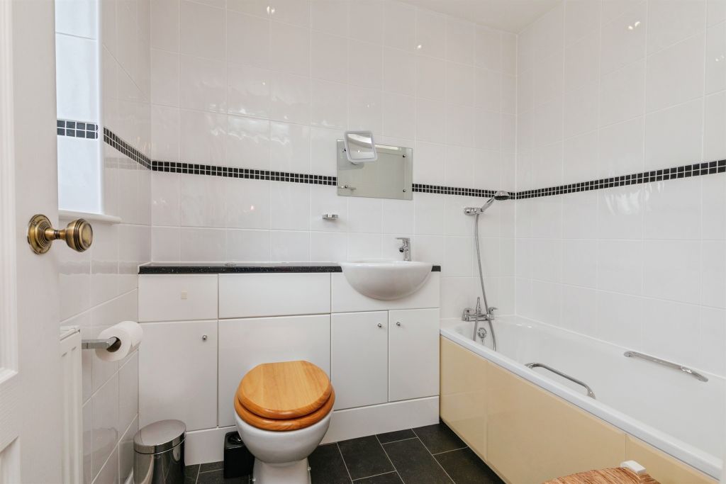 Additional image 12 of 3 bed detached house for saleVayre Close, Chipping Sodbury, Bristol BS37
