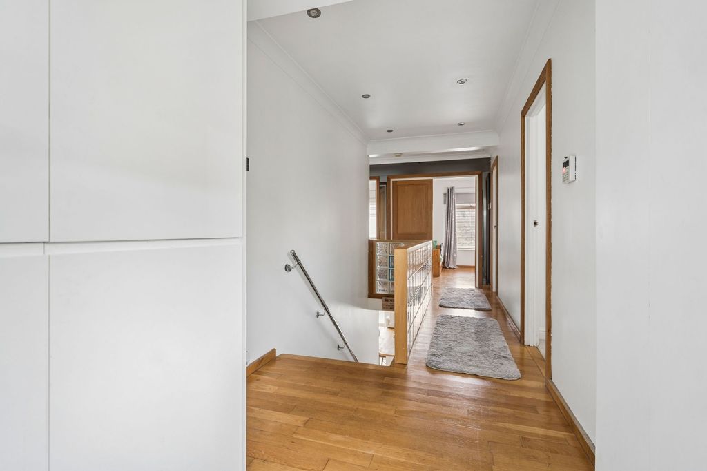 Additional image 5 of 4 bed terraced house for saleOn The Hill, Carpenders Park, Watford WD19