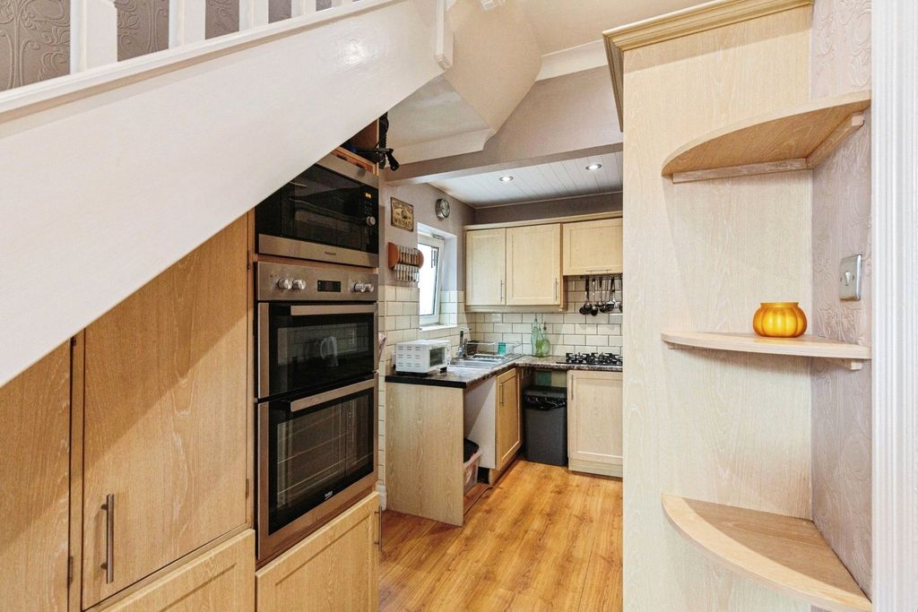 Additional image 4 of 3 bed semi-detached house for saleLord Street, Lytham St. Annes, Lancashire FY8