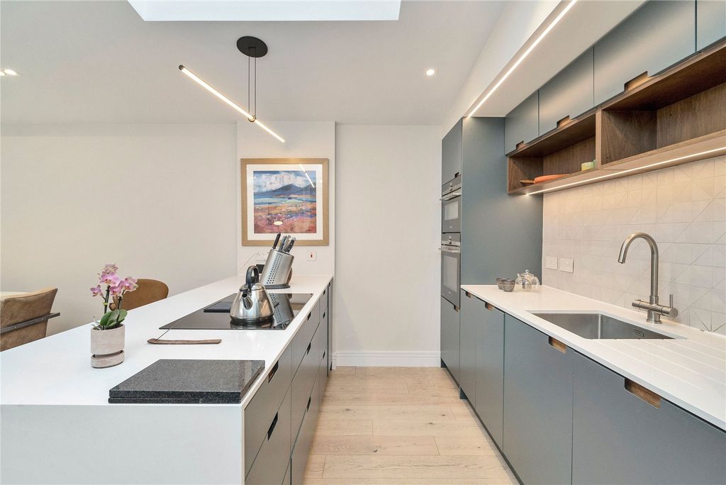 Additional image 3 of 3 bed mews for saleHill Street South Lane, New Town, Edinburgh EH2