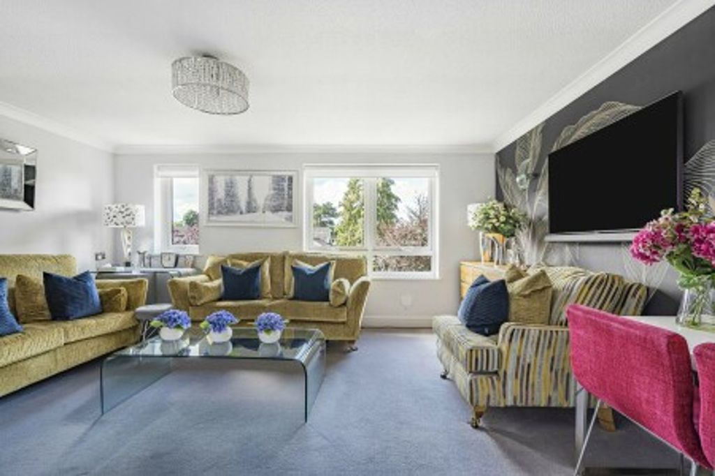 Additional image 5 of 1 bed property for saleGreville Park Road, Ashtead KT21