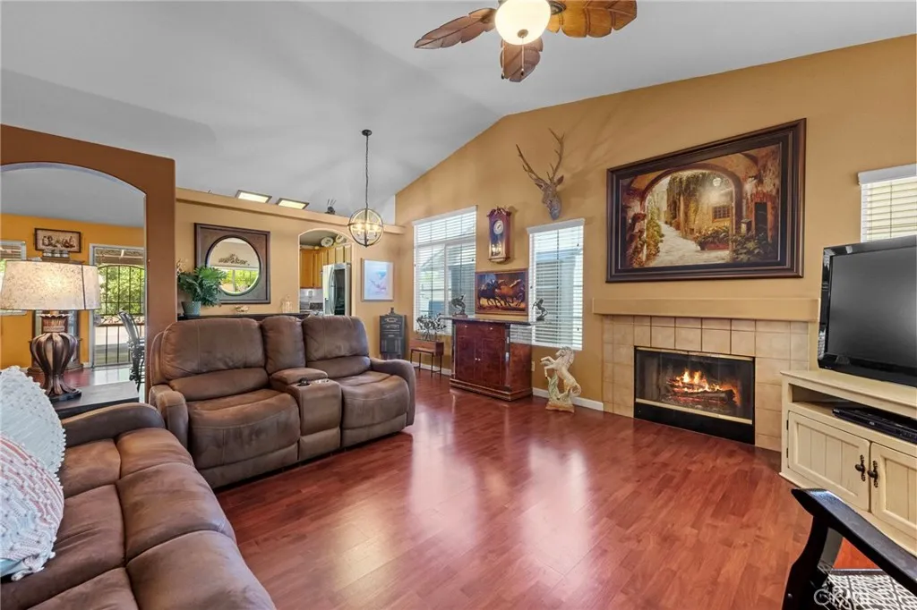 Additional image 11 of 15070 Spring St, Fontana, CA 92335