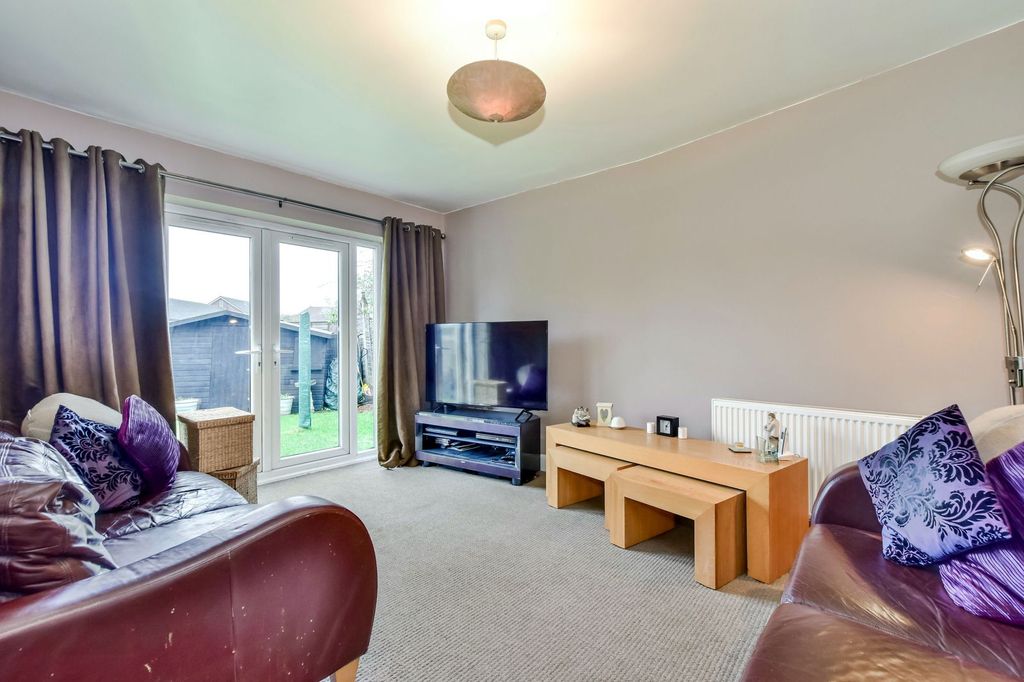 Additional image 14 of 4 bed semi-detached house for saleThe Crescent, Abbots Langley WD5