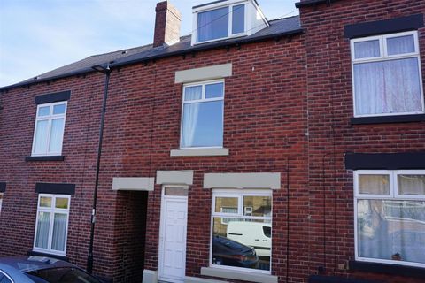 Tadcaster Road, Woodseats, Sheffield S8