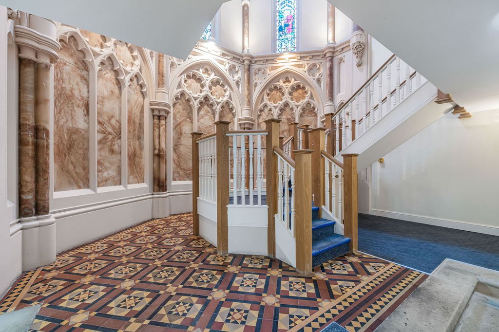 Additional image 18 of 2 bed flat for saleCrescent Road, Beckenham BR3