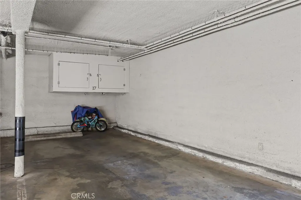 Additional image 63 of 412 Burchett St Unit 17, Glendale, CA 91203