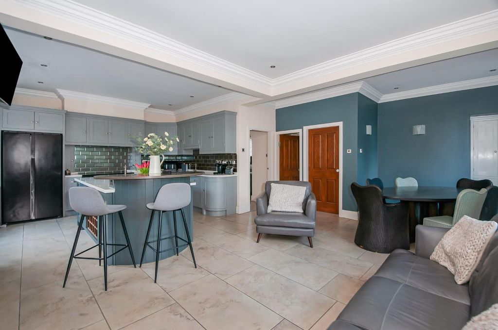 Additional image 8 of 4 bed detached house for saleThe Rockeries, 16 New Walk, Beverley HU17