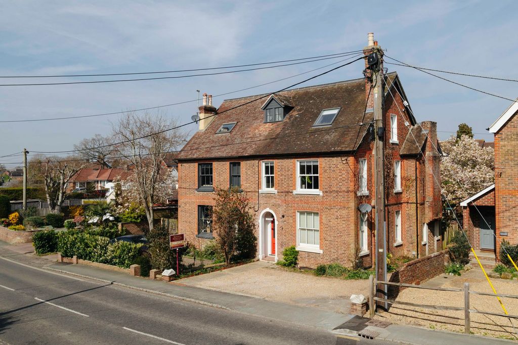 Additional image 22 of 1 bed flat for saleWest Street, Billingshurst RH14