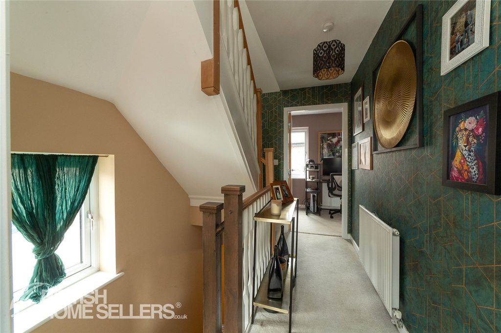 Additional image 14 of 4 bed end terrace house for saleWoodyard Avenue, Chesterfield, Derbyshire S41