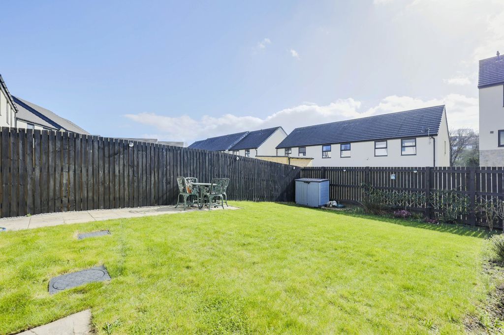 Additional image 16 of 3 bed end terrace house for salePark Meadow Lane, Farnley, Leeds, West Yorkshire LS12