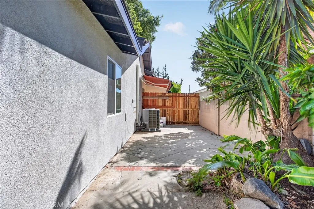 24541 Penfield St, Lake Forest, CA 92630
