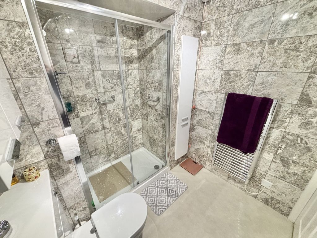 Additional image 14 of 2 bed flat for saleAshton Garden Court, St Andrews Road North, Lytham St Annes FY8
