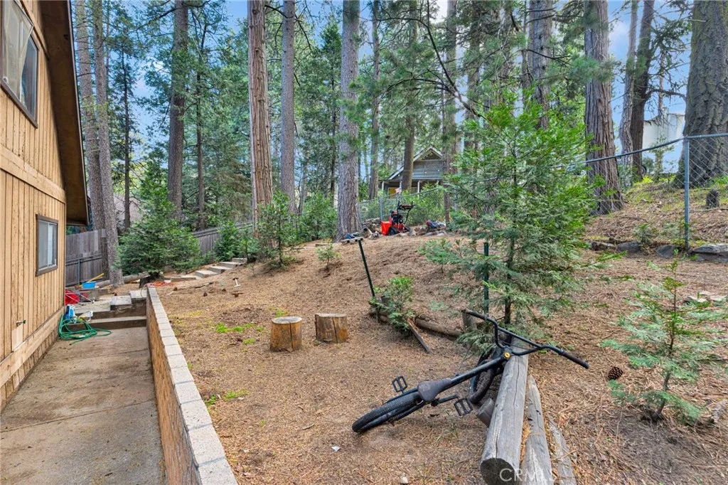 Additional image 8 of 26697 Lake Forest Dr, Twin Peaks, CA 92391