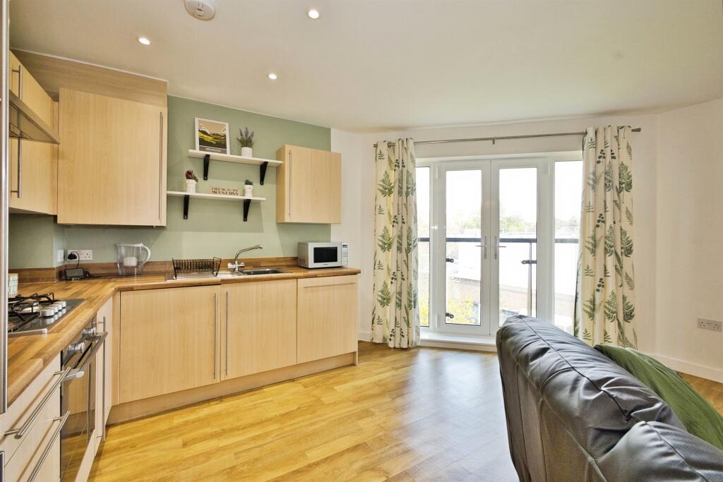 Additional image 4 of Queensway Place, Yeovil