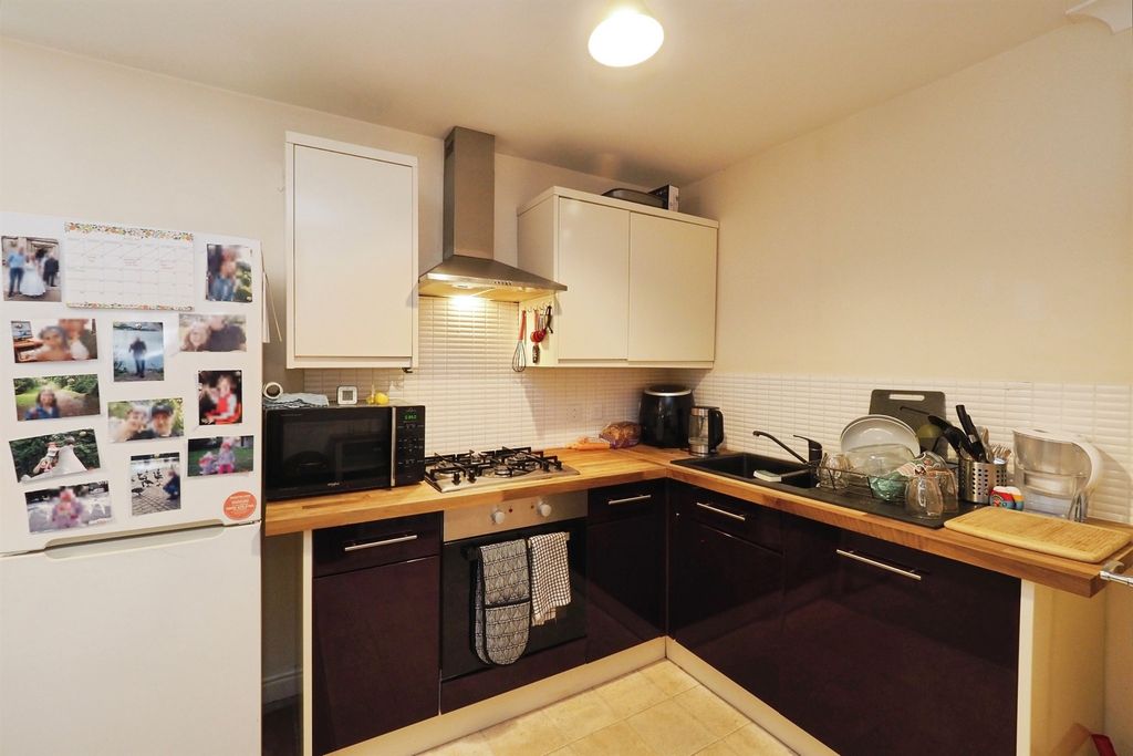 Additional image 8 of 2 bed flat for saleJaeger Close, Belper DE56