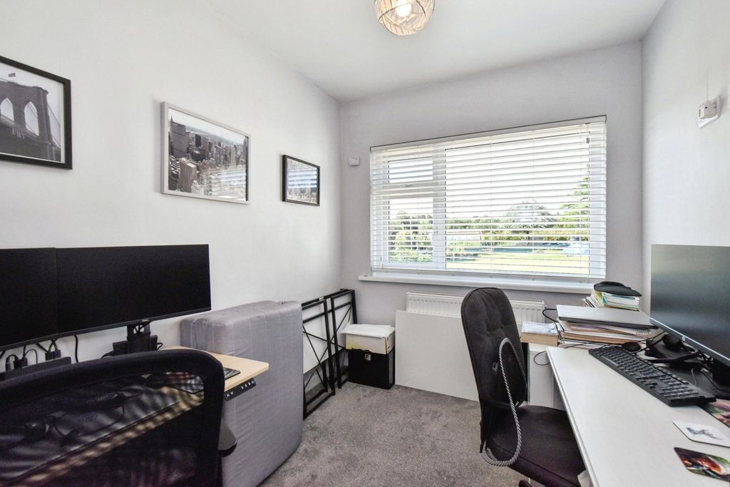 Additional image 12 of 3 bed bungalow for saleHendre Road, Tycroes, Ammanford, Carmarthenshire SA18
