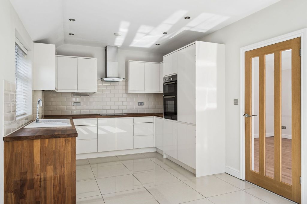 Additional image 3 of 4 bed semi-detached bungalow for saleThe Courtway, Carpenders Park, Watford WD19