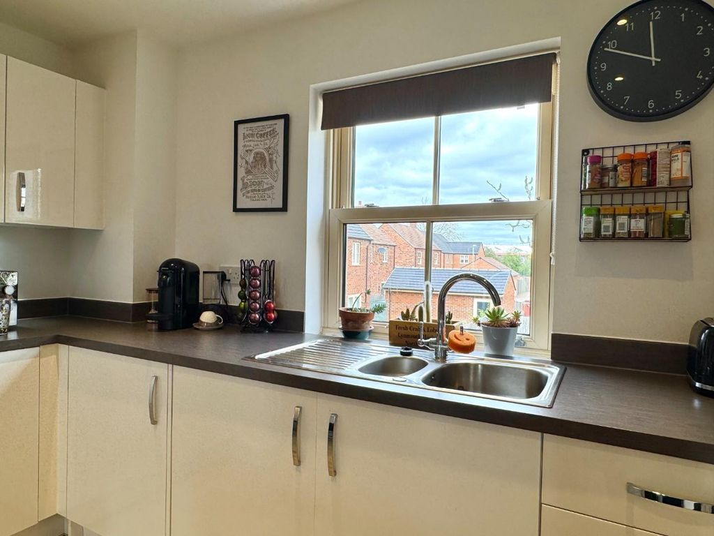 Additional image 6 of 1 bed flat for saleFlanders Close, Bicester OX26