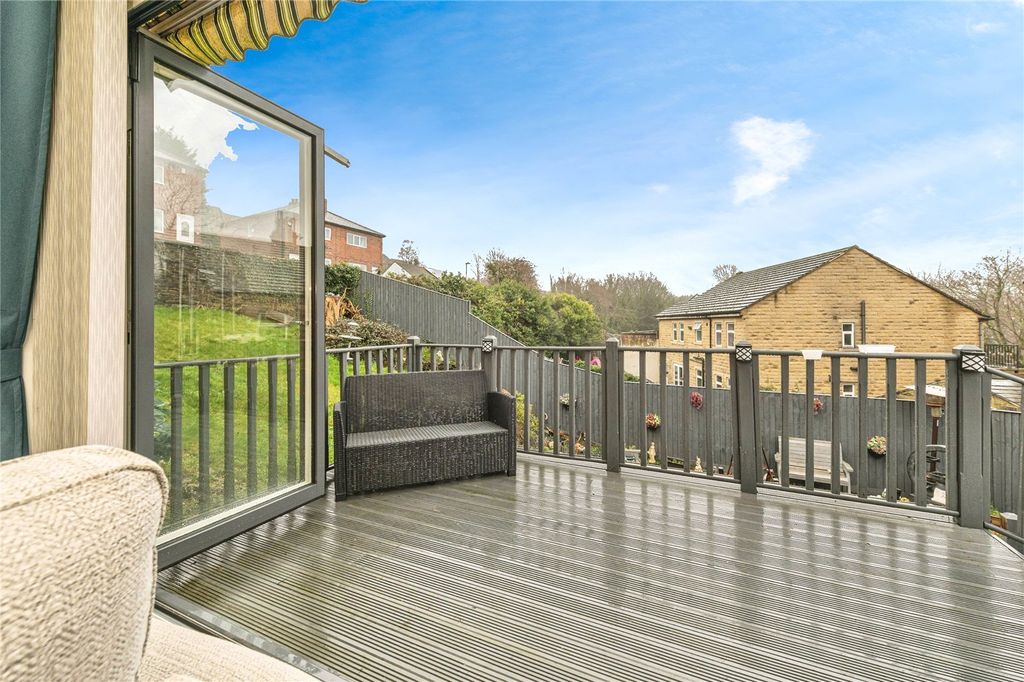 4 bed detached house for saleBridle Street, Soothill, Batley, West Yorkshire WF17