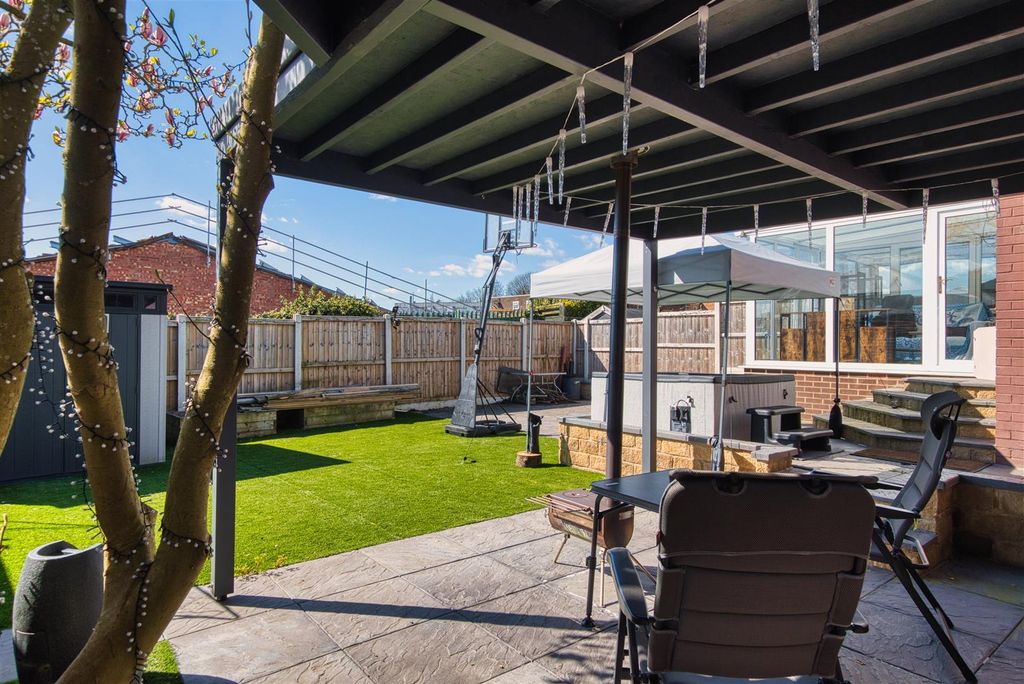 Additional image 10 of 3 bed end terrace house for saleKellett Lane, Wortley, Leeds LS12