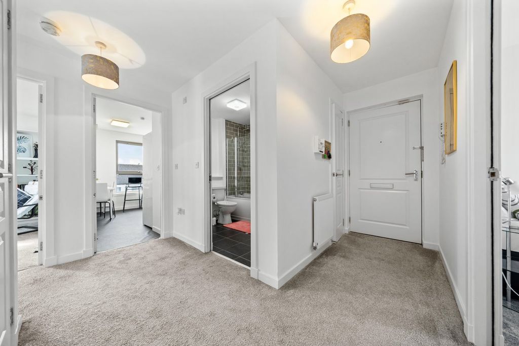 Additional image 19 of 3 bed flat for saleWeir Street, Stirling FK8