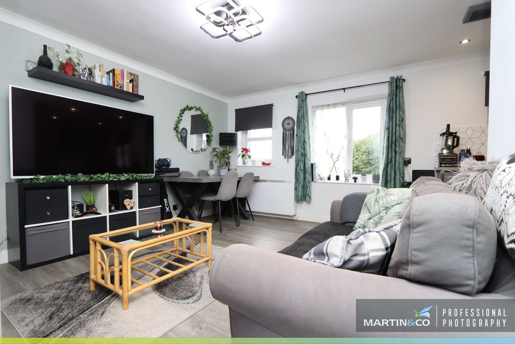 Additional image 2 of 2 bed flat for saleWindsor Mews, Adamsdown CF24