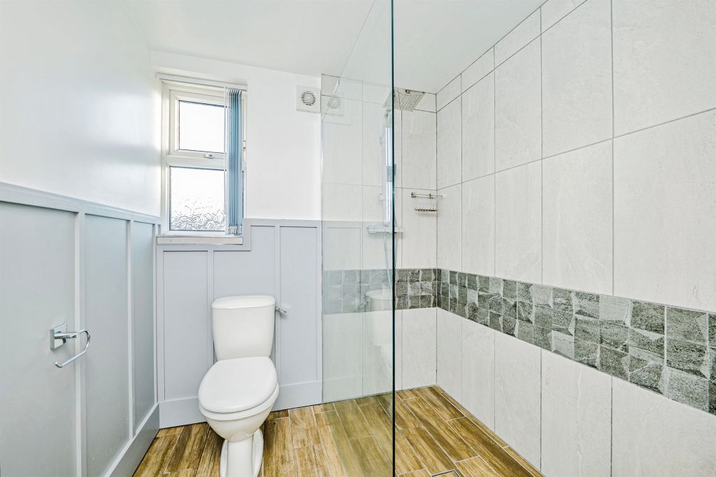 Additional image 8 of 5 bed semi-detached house for salePort Road East, Barry CF62