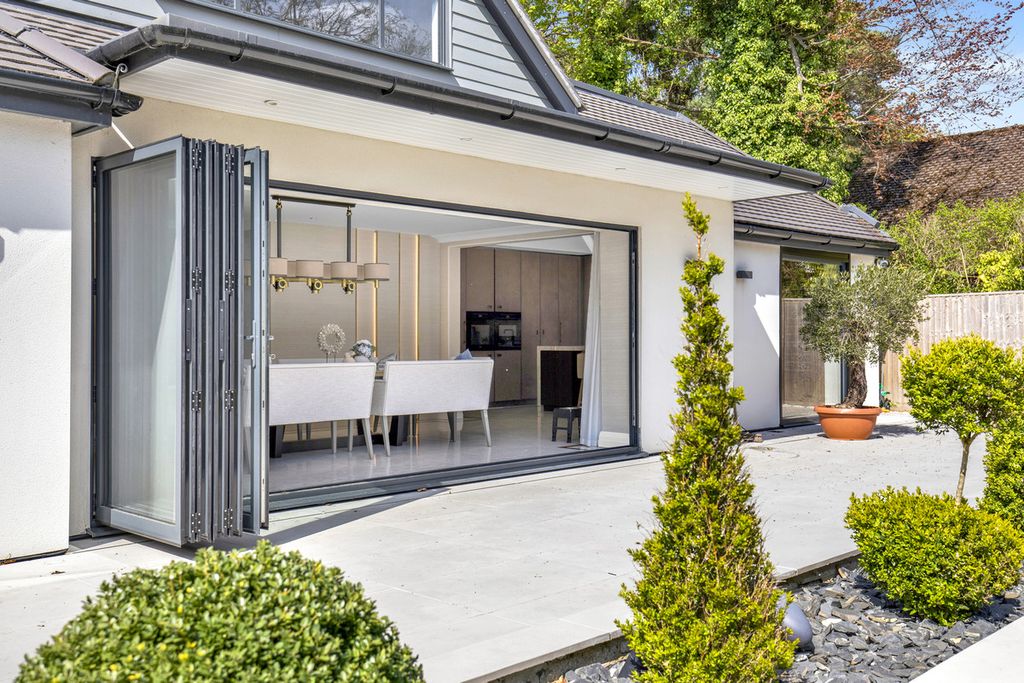 Additional image 7 of 5 bed detached house for saleWoodmansterne Lane, Banstead SM7