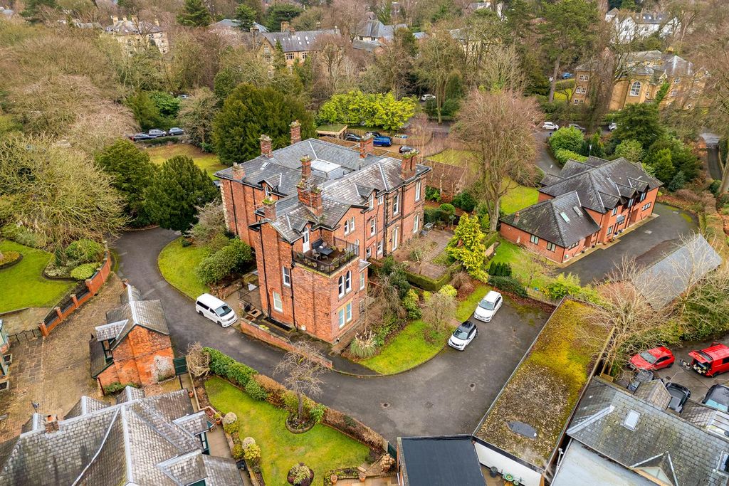 Additional image 31 of 3 bed flat for saleSt. Margarets Road, Altrincham WA14