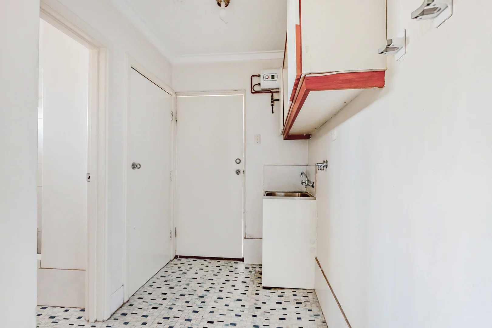 Additional image 10 of 287B Orrong Road, Kewdale WA 6105