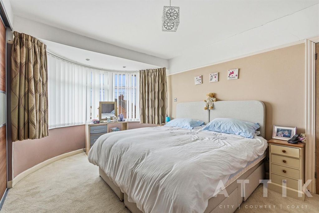 Additional image 16 of 3 bed semi-detached house for saleUpper Avenue, Halesworth IP19