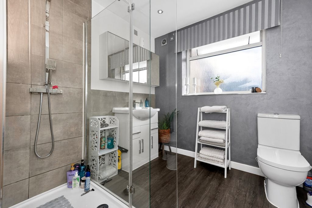 Additional image 13 of 4 bed detached house for saleHillary Avenue, Ashton-Under-Lyne OL7