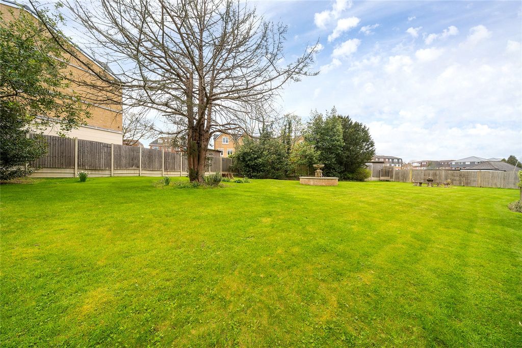 Additional image 11 of 2 bed flat for saleKemerton Road, Beckenham BR3