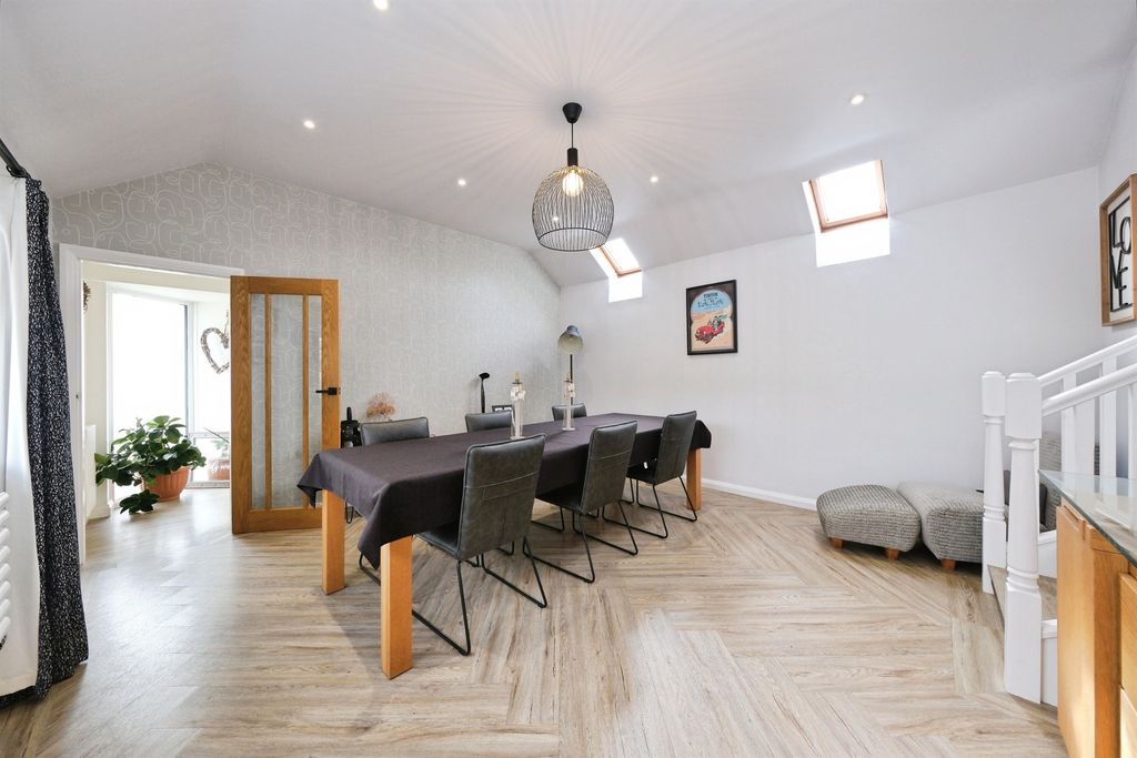 Additional image 8 of 5 bed link detached house for saleGrimesgate, Diseworth, Derby DE74