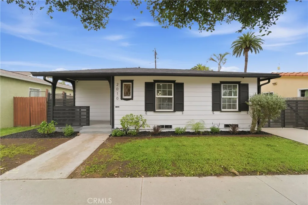 Additional image 3 of 2010 Golden Ave, Long Beach, CA 90806
