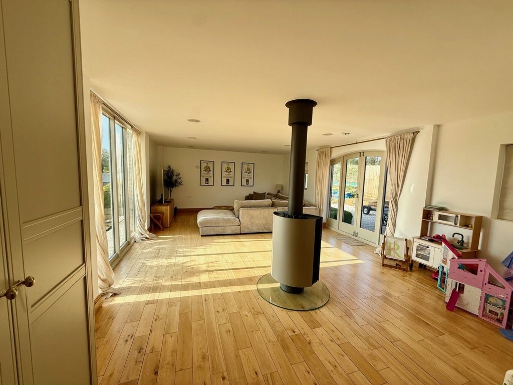 Additional image 7 of 4 bed barn conversion for saleHigh Street, Castle Donington DE74