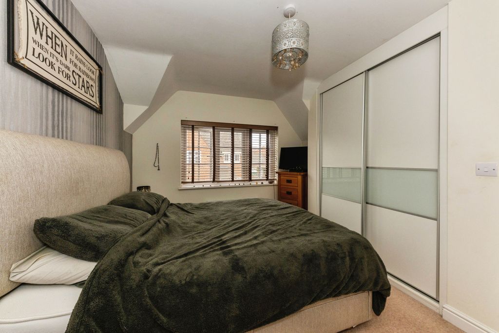 Additional image 4 of 3 bed semi-detached house for saleJubilee Place, Barton-Upon-Humber DN18