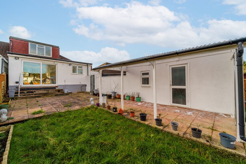 Additional image 14 of 3 bed semi-detached house for saleCompton Place, Watford WD19