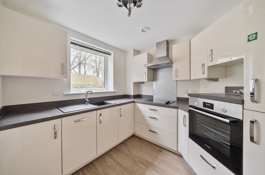 Additional image 2 of 1 bed flat for saleThe Dean, Alresford, Hampshire SO24