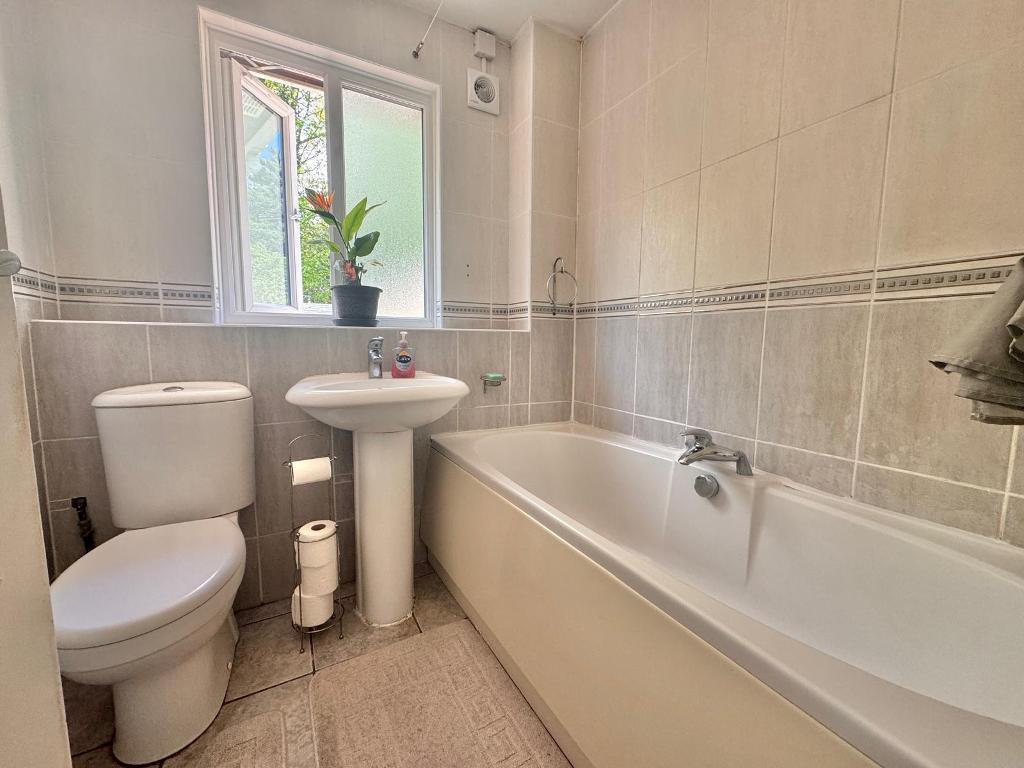 Additional image 20 of St Christopher's Close, West Bromwich, West Midlands, B70 6TY